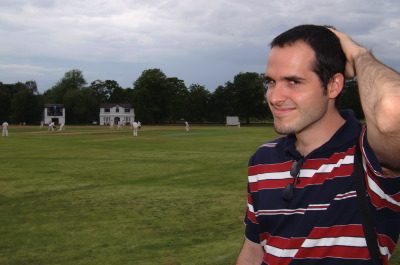 A confused Johan watches cricket!